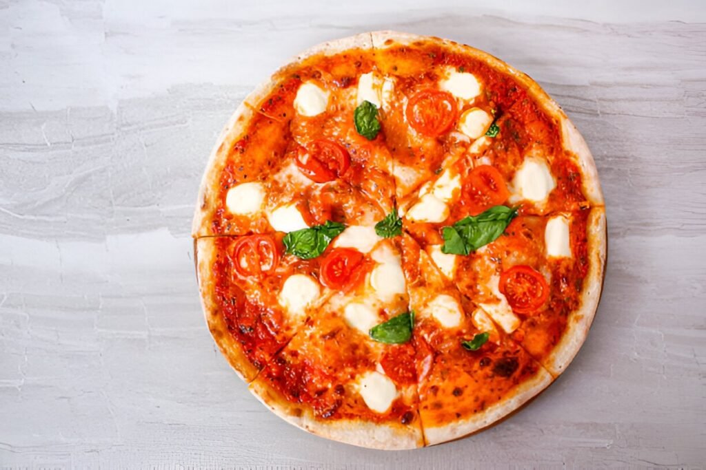 pizza-margarita-nickys-pizza-grill-playa-del-carmen